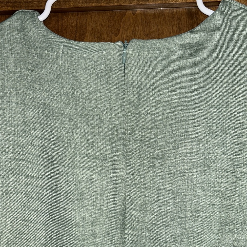 Sage green short sleeve altered state dress - Picture 3 of 4